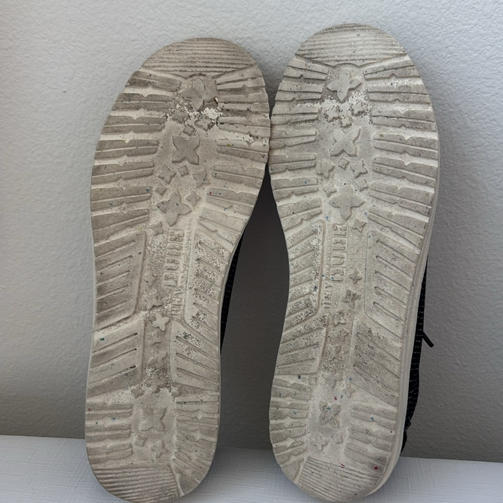 Hey Dude shoes size 11 - Picture 6 of 8